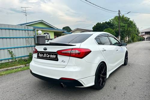 2014 Kia Cerato 1.6 K3 Terpakai